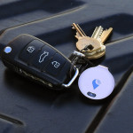 TrackR Bravo with keys